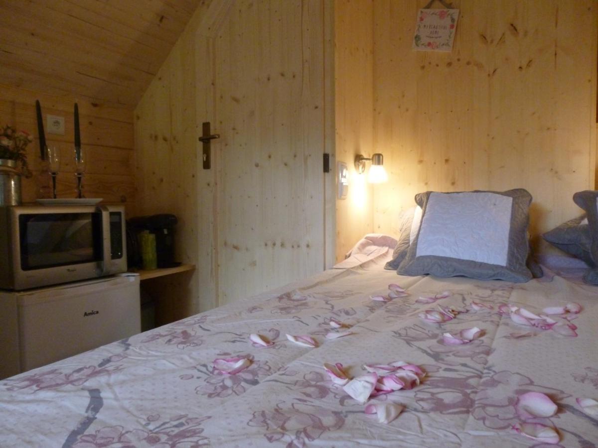 Les Cabanes De Kerellou Plouigneau Ngoại thất bức ảnh